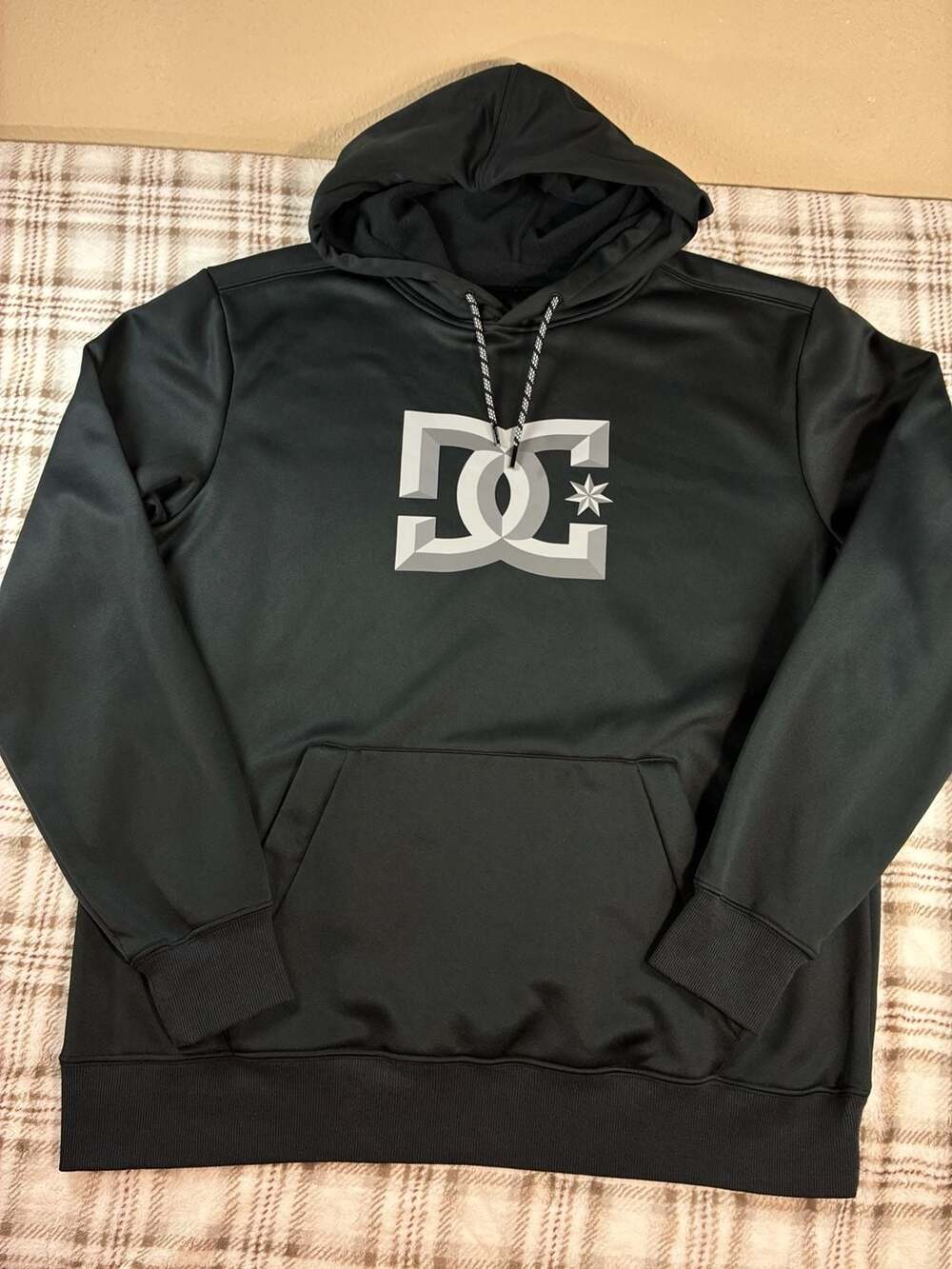 DC Shoes Snowstar Hoodie Black Technical Fleece, Men’s size XL